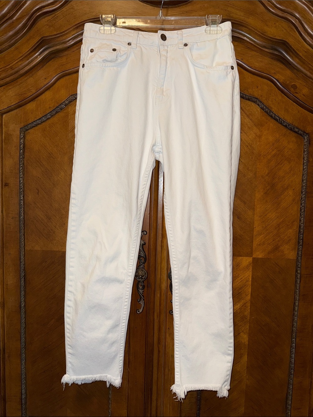 Slim Straight White Jeans with Raw Hem